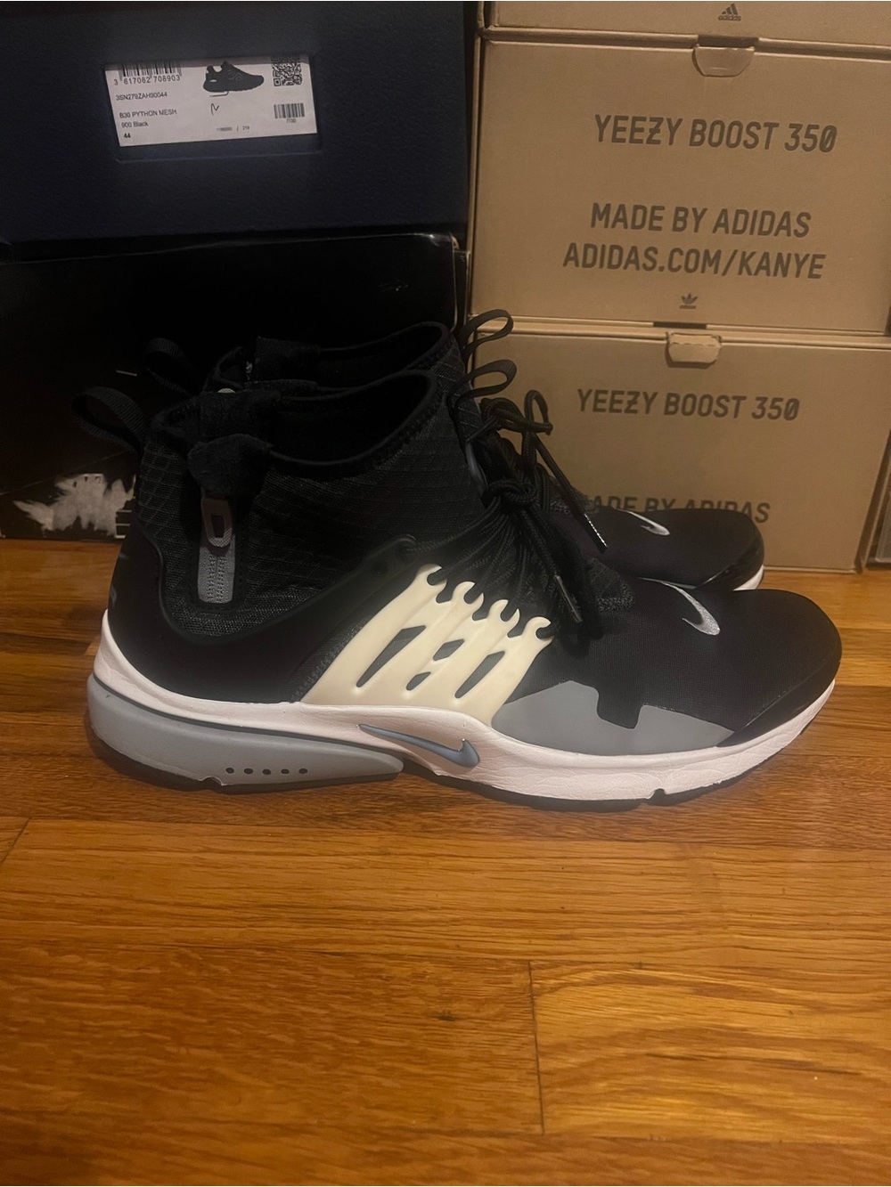 Nike Men’s Black, White and Cream Sock-Style Sneakers